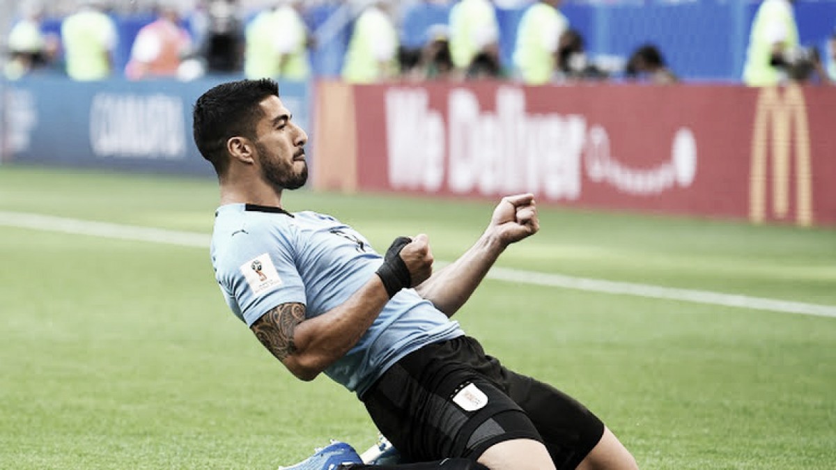 Uruguay golea y es dueño del grupo A