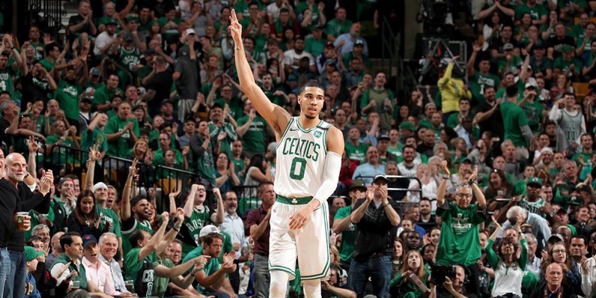 NBA Playoffs - I Celtics tornano in vantaggio, Stevens: "Tatum incredibile, ora testa a gara 6"