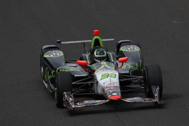 IndyCar: Townsend Bell Back at Indy In Jeff Gordon-Tribute No. 24 Car