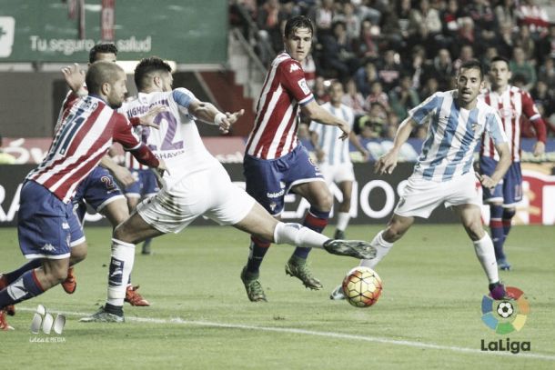 El Málaga CF se acerca a los puestos de descenso