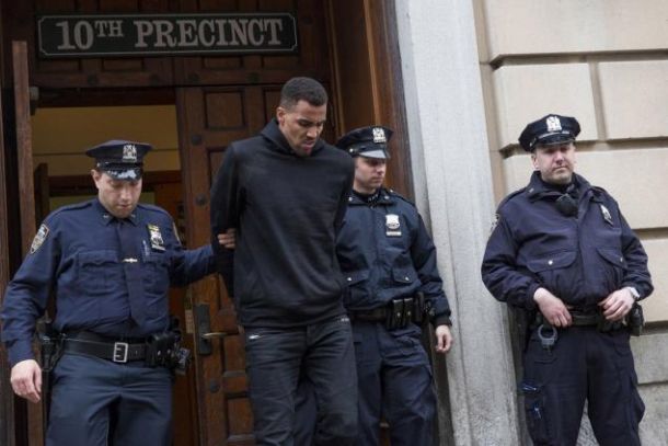 Thabo Sefolosha Breaks Leg In Incident With Police, Out For Season