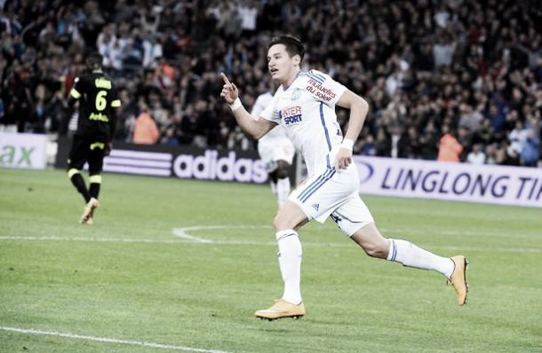 Olympique de Marseille vence Nantes e amplia vantagem na liderança da Ligue 1