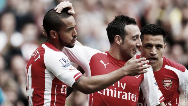 Cazorla y Walcott amplían sus contratos con el Arsenal