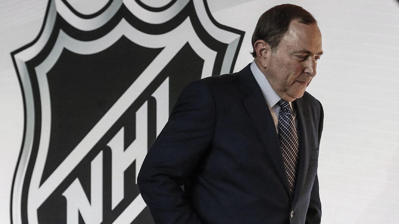 La NHL analiza 8-9 ciudades como
opciones para reiniciar la temporada