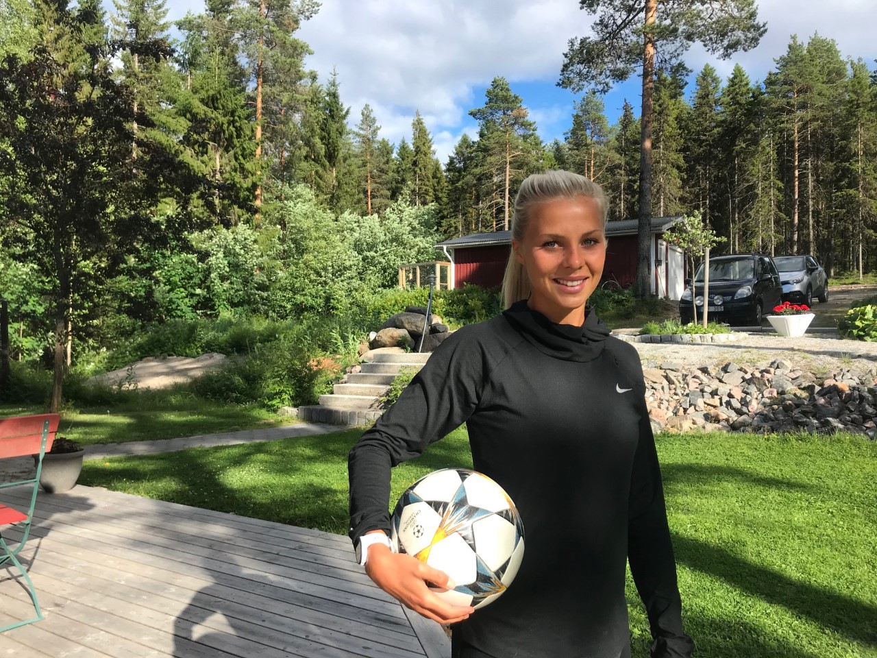 'It's an absolute honour to play with this club's crest on your chest!' - Manchester United defender Lotta Ökvist on her first year in the WSL 