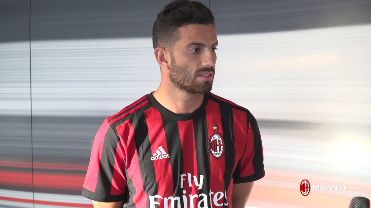 Milan, lunga intervista di Musacchio: "Maldini e Leonardo? Impressionante averli con noi"