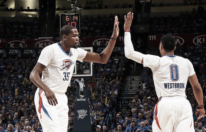 Nba playoffs, Westbrook e Durant archiviano la pratica Mavs in gara 5 (118-104)