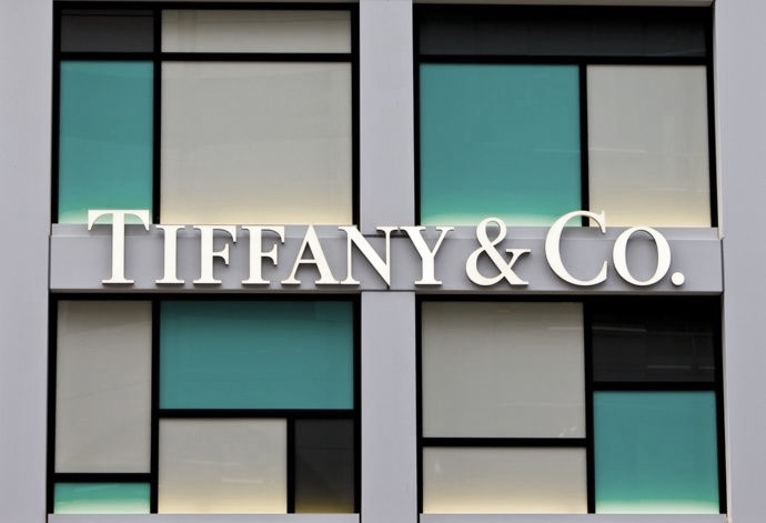 El conglomerado de lujo LVMH compra la legendaria joyería Tiffany & Co