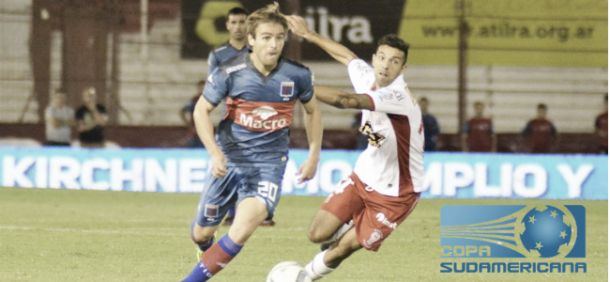 Em jogo de sete gols, Huracán goleia Tigre fora de casa e abre vantagem na Sul-Americana
