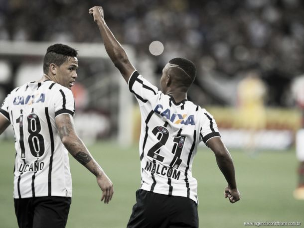 Corinthians vence Portuguesa com time reserva e segue invicto no Paulista