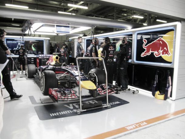 Ricciardo coloca Red Bull na frente no terceiro treino livre do GP da China