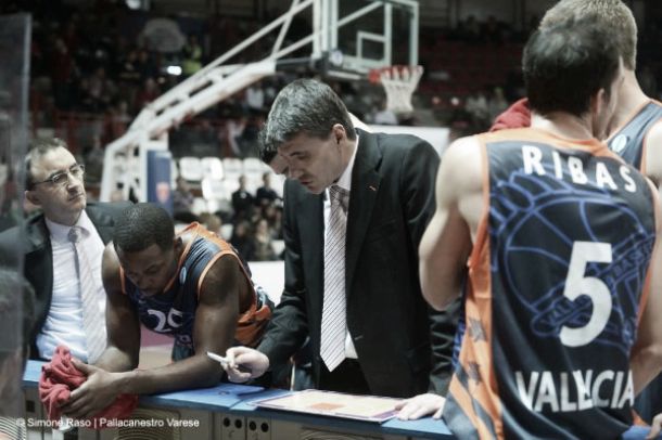 Valencia Basket barre en Varese sus problemas fuera de casa en Eurocup