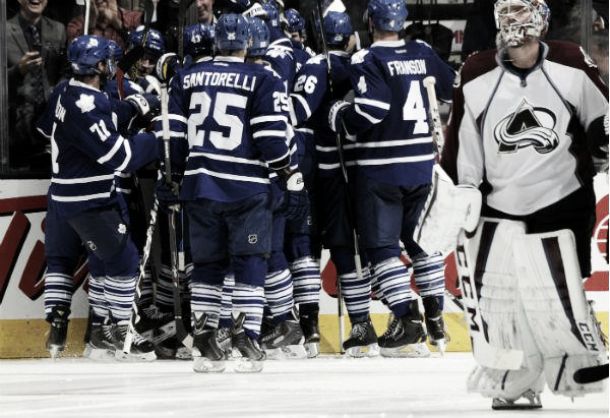 Na prorrogação, Toronto Maple Leafs vence o Colorado Avalanche jogando em casa