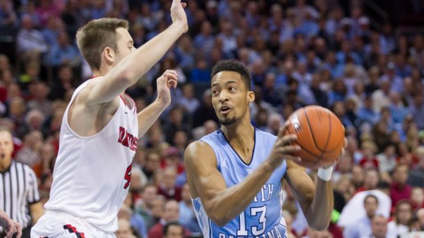 #6 North Carolina Has Little Trouble With Davidson