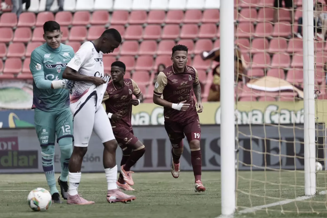 Tolima se mete en los ocho al ganarle 2-0 a Fortaleza FC - VAVEL Colombia