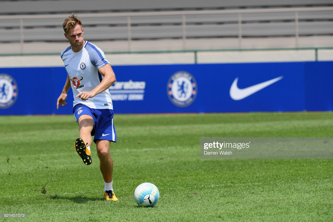 Chelsea's Tomas Kalas signs for Bristol City 