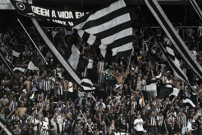 Por plano de Sócio-Torcedor, Botafogo desiste de usar Nilton Santos para clássicos no Carioca