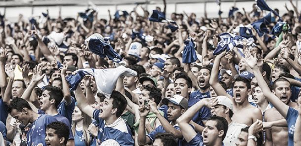 Torcedores do Cruzeiro planejam protesto contra a diretoria após eliminação no Mineiro