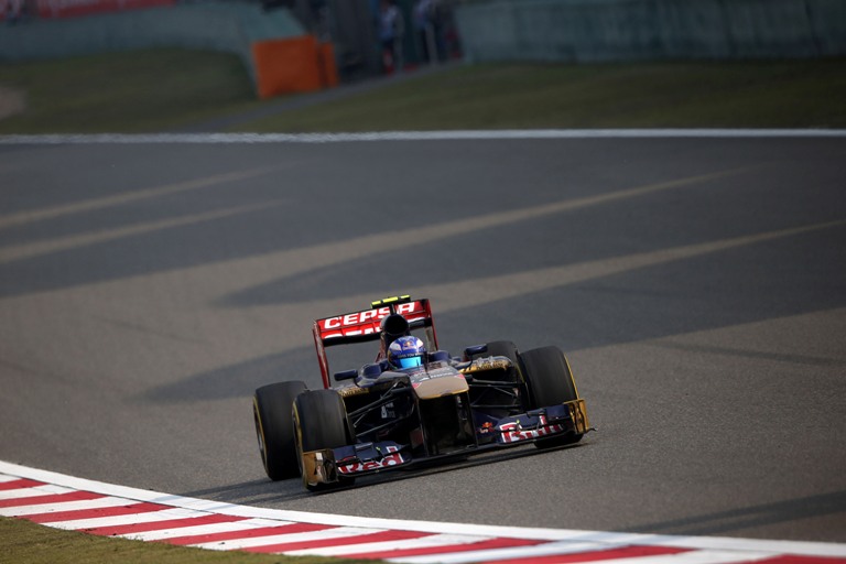 Gp Cina: Ricciardo nel cortile di casa dei top driver