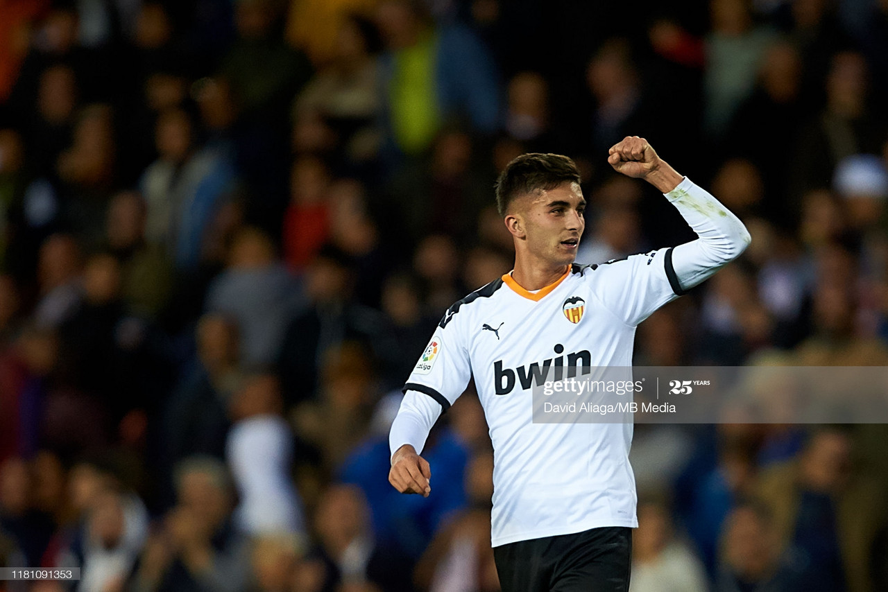 Manchester City announce signing of Ferran Torres from Valencia