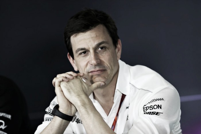 Toto Wolff: "Introdujimos un cuarto motor para ir con algo de rendimiento en pista" Toto Wolff: "Introdujimos un cuarto motor para ir con algo de rendimiento en pista"