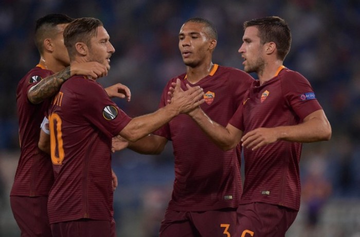 Roma, dopo l'abbraccio dei tifosi testa all'Europa League...e al bivio in campionato