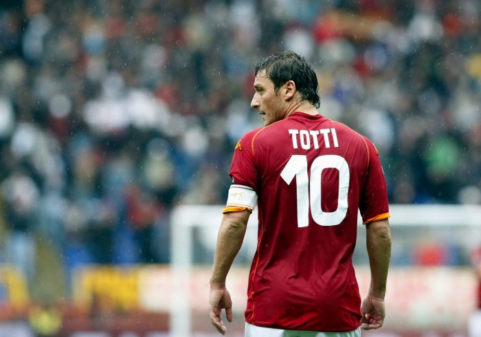 Roma, Totti: "Inizia la vita da dirigente"