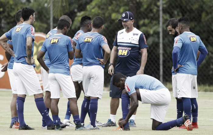Sem Willians, Cruzeiro divulga relacionados para amistoso diante do Rio Branco-ES