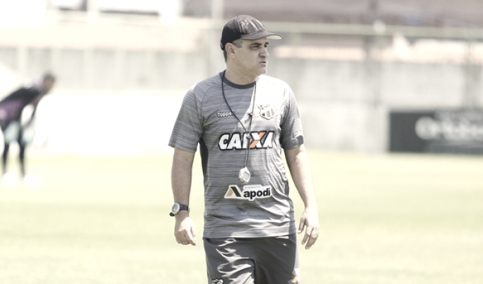 Marcelo Chamusca ressalta disciplina tática do Ceará em vitória diante do líder Inter