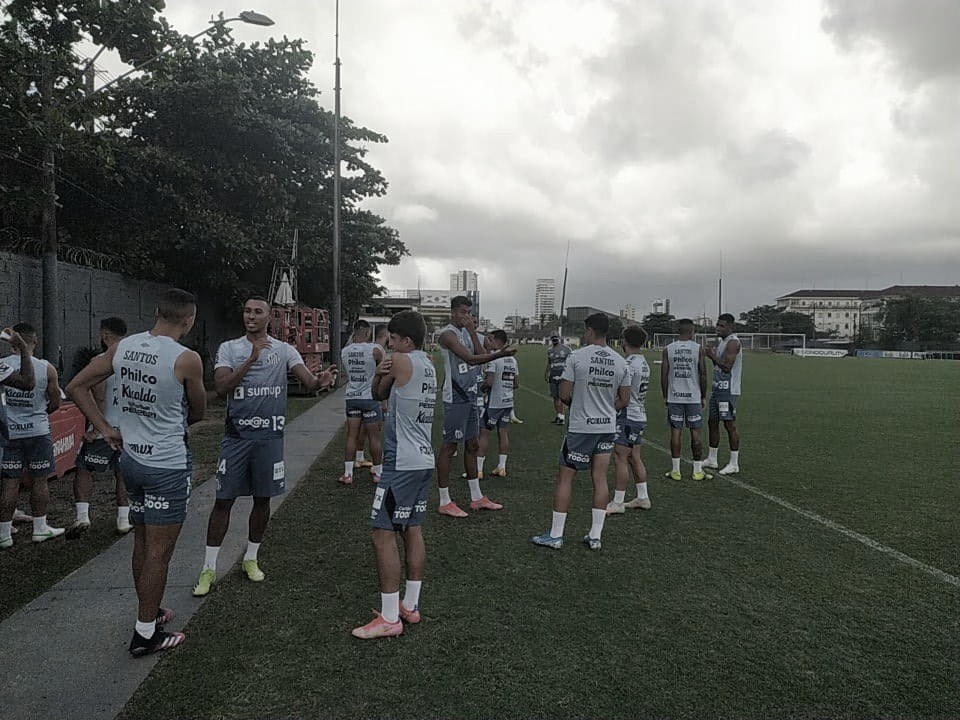 Após boa pré-Libertadores, Santos recebe Barcelona de Guayaquil na busca pelo tetra