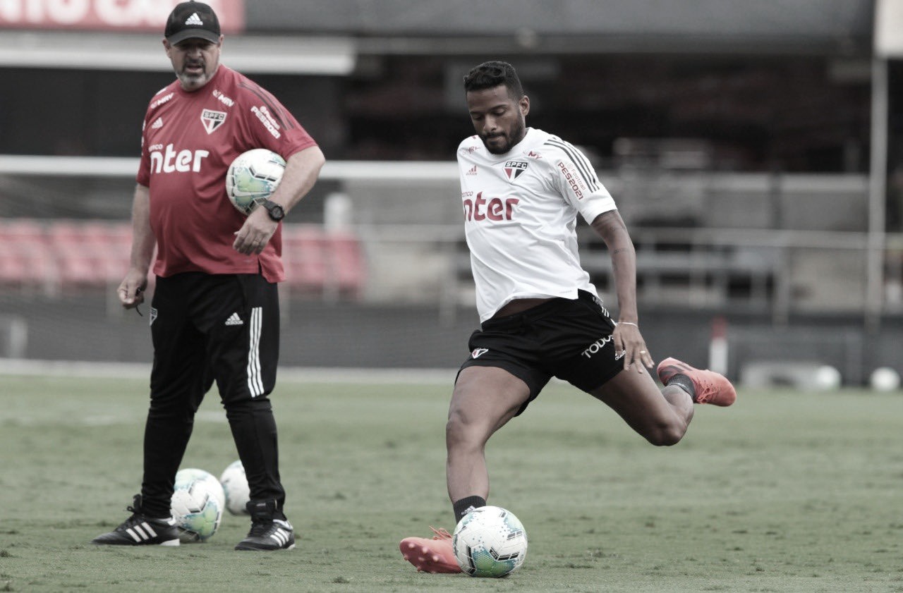 Na pior fase da temporada e com treinador interino, São Paulo recebe Ceará