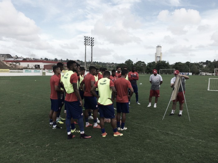 Com novo time titular, Náutico treina visando jogo-treino contra Seleção de Ipojuca