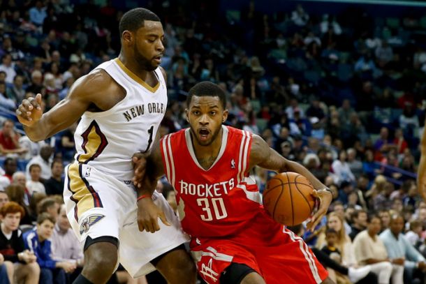 Houston Rockets Bring Back Troy Daniels On Two Year Agreement