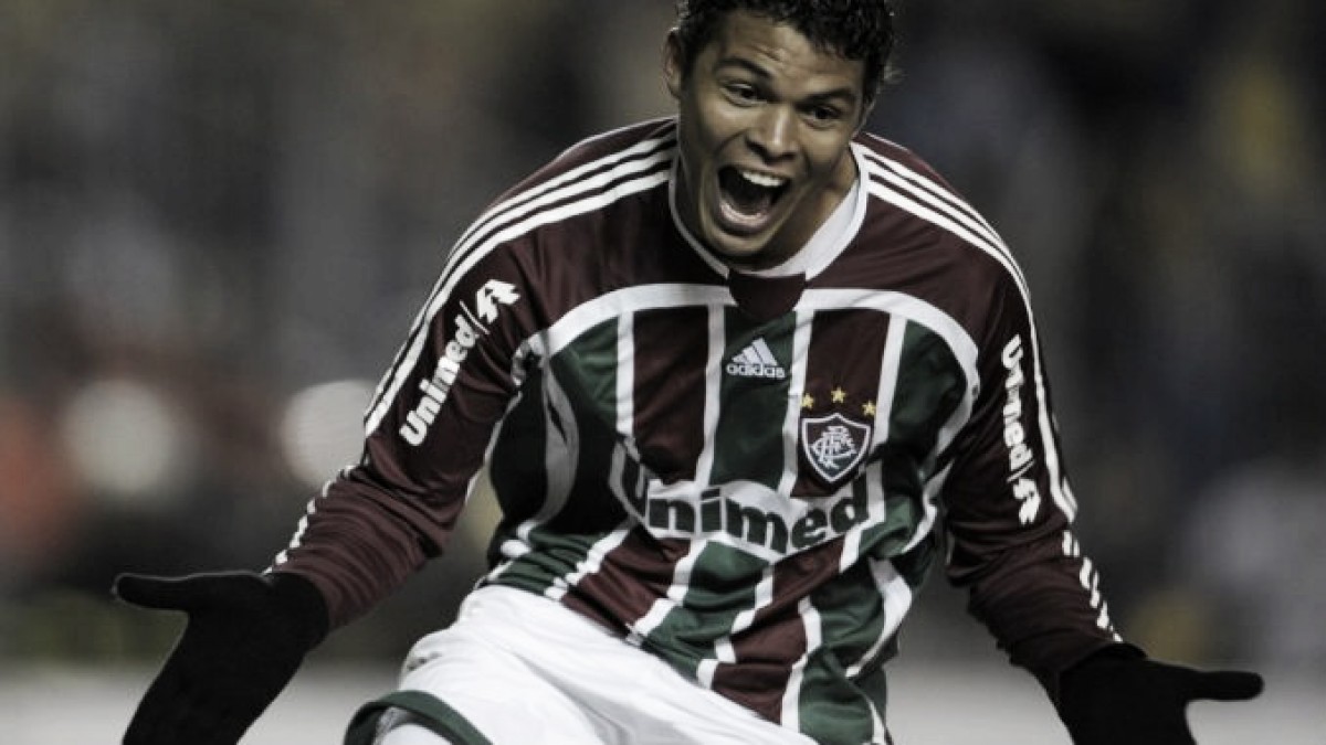 Ídolo do Fluminense, Thiago Silva promete retorno ao clube: ''Daqui a um tempo'' Ídolo do Fluminense, Thiago Silva promete retorno ao clube: ''Daqui a um tempo''