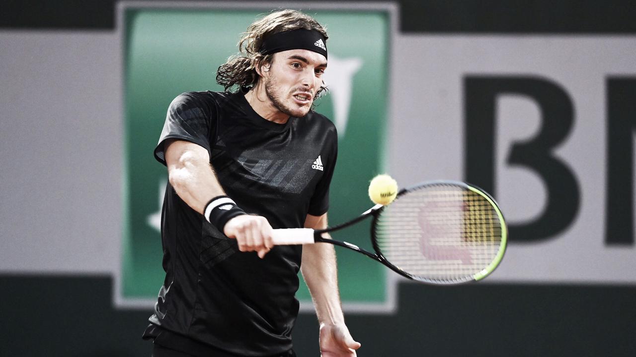 Tsitsipas começa mal, mas vira contra Munar e supera estreia em cinco sets no Aberto da França Tsitsipas começa mal, mas vira contra Munar e supera estreia em cinco sets no Aberto da França