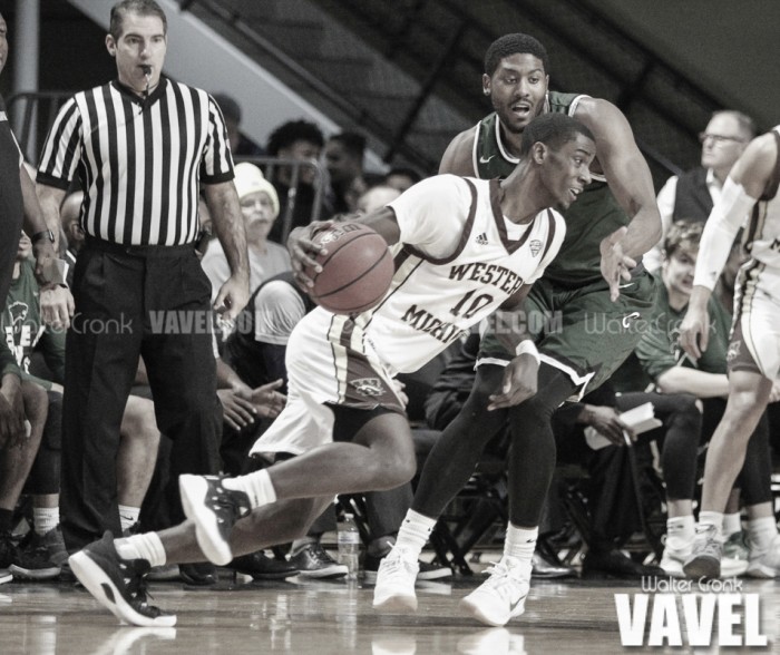 Photos and images of Western Michigan University 92-71 over Chicago State University