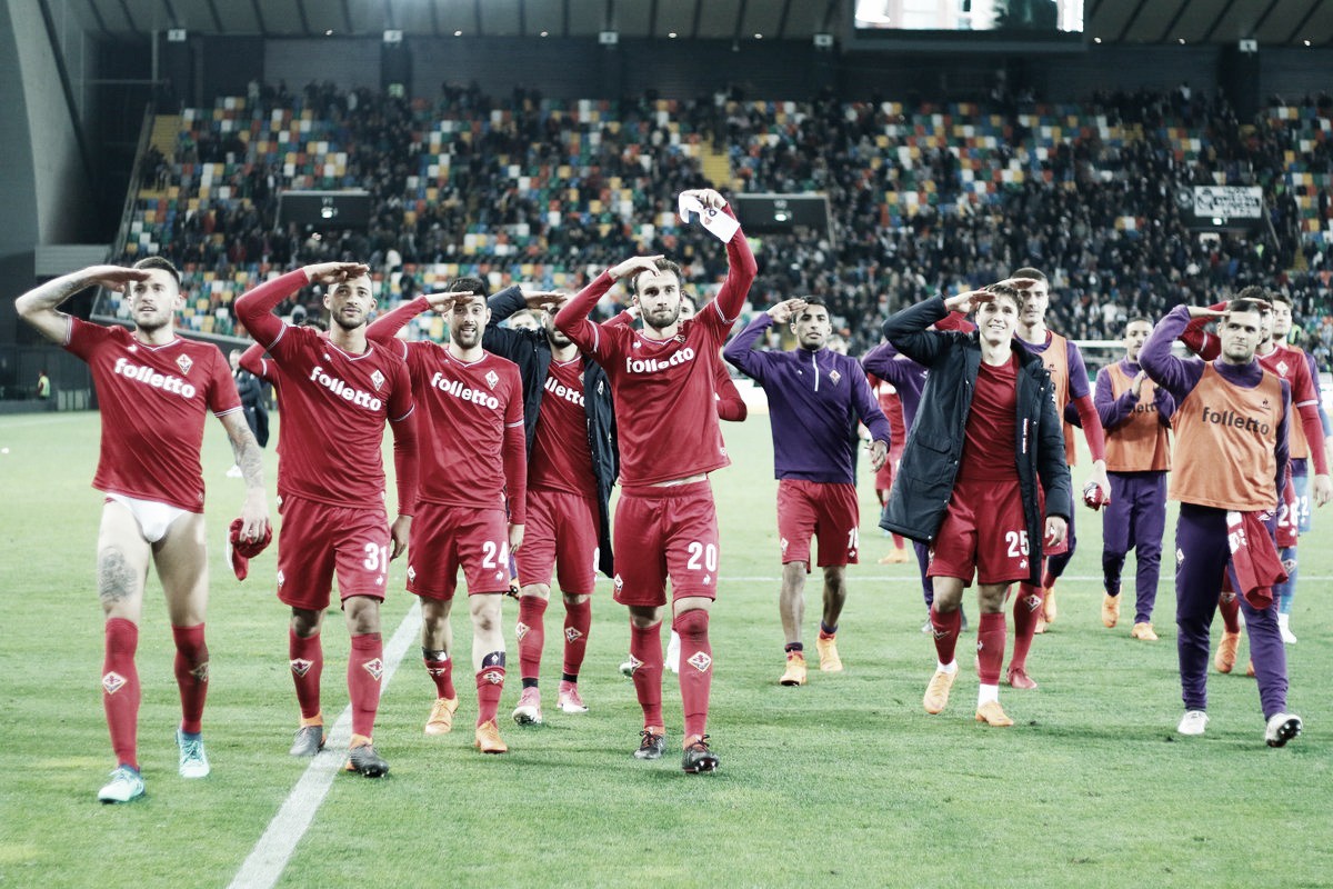 Fiorentina confirma boa fase, derrota Udinese e embola luta pela Europa League