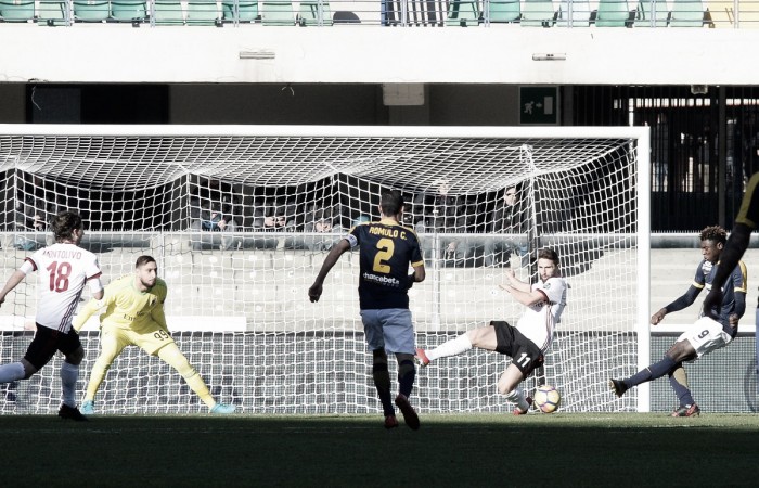Serie A - Tonfo Milan: l'Hellas passa per 3-0 grazie a Caracciolo, Kean e Bessa