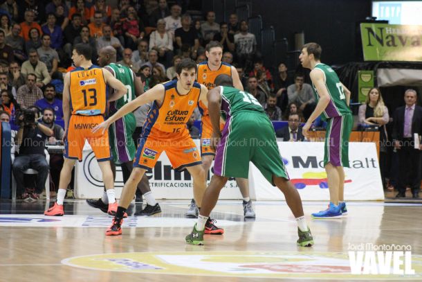 Fotos e imágenes del Valencia Basket 64-75 Unicaja, 8ª jornada de la Liga Endesa