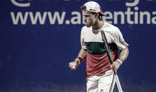 Schwartzman sofre, mas vence duelo local com Delbonis e avança em Buenos Aires Schwartzman sofre, mas vence duelo local com Delbonis e avança em Buenos Aires