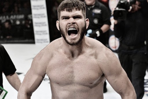 #EntrevistaVAVEL: Phillipe Lins fala sobre carreira no MMA e sonho de lutar no UFC #EntrevistaVAVEL: Phillipe Lins fala sobre carreira no MMA e sonho de lutar no UFC