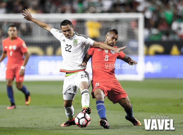 Copa America Centenario: Chile's Arturo Vidal to miss semifinal match with Colombia