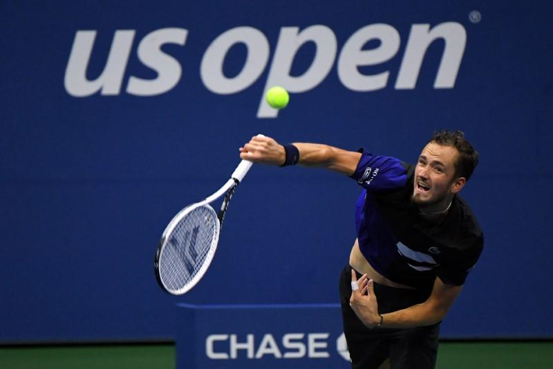 US Open: Daniil Medvedev breezes past Federico Delbonis in straight sets