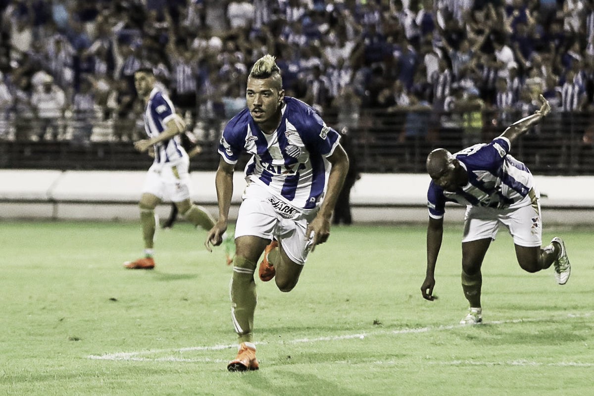 Hugo Cabral marca golaço, CSA vence e afunda Paysandu na tabela