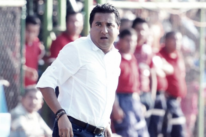 Jorge Urbina nuevo entrenador de Correcaminos