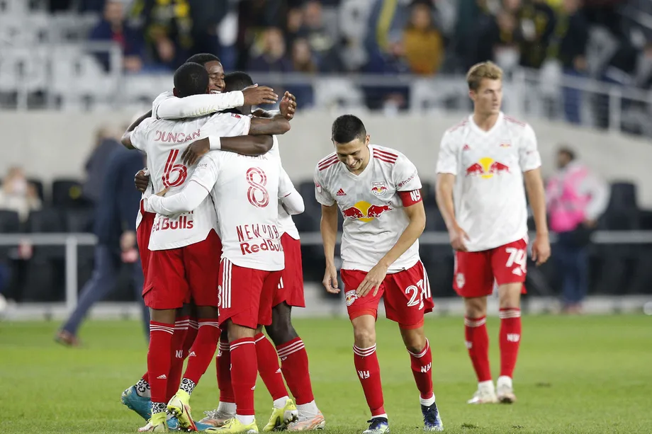 Columbus Crew 1-2 New York Red Bulls: Nealis winner catapults Red Bulls into playoff places