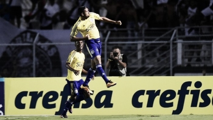 Autor do gol da vitória, Reinaldo pensa no futuro: "Vamos fazer a Ponte Preta subir na classificação"
