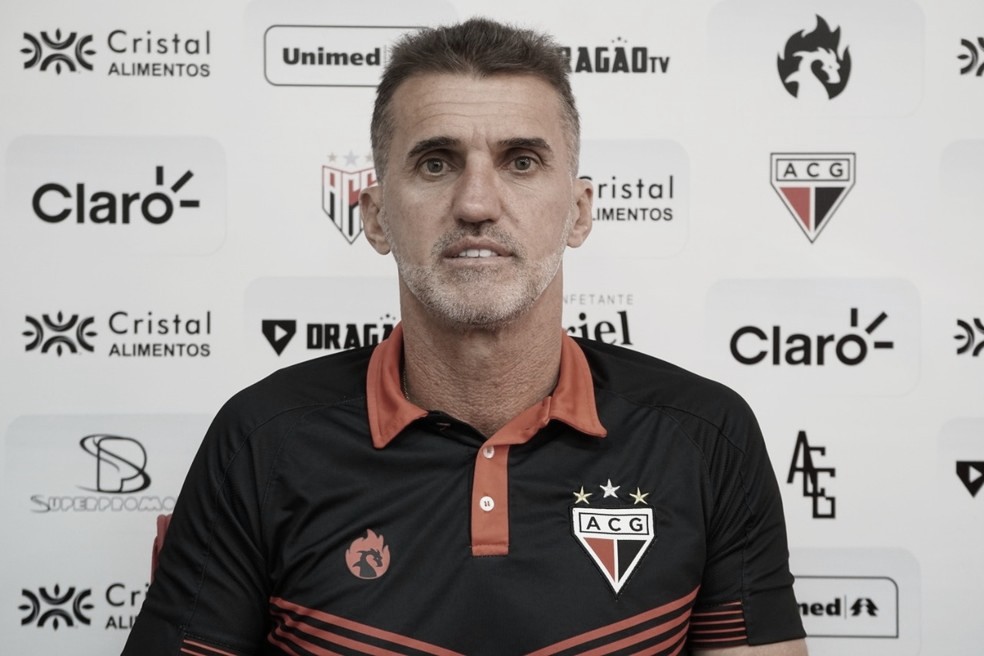 Vagner Mancini reclama de lentidão do Atlético-GO após derrota no clássico contra Goiás Vagner Mancini reclama de lentidão do Atlético-GO após derrota no clássico contra Goiás