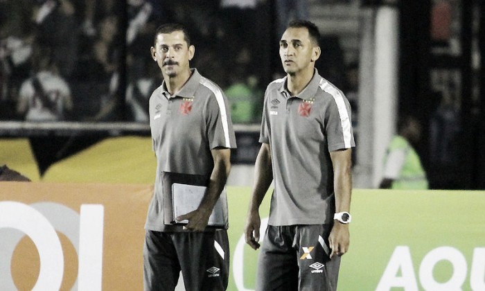 Auxiliar Ednelson Silva  comenta sobre erros do Vasco: "Não fomos felizes na finalização