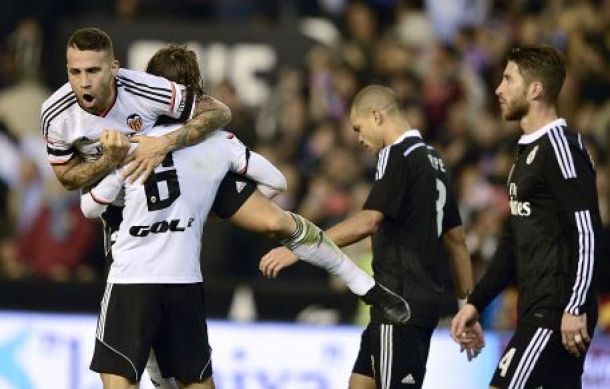 Valencia 2-1 Real Madrid: Valencia come from behind as Galacticos fall short of winning streak record